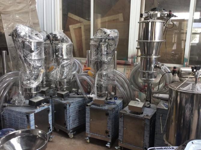 供應(yīng)自動上料機(jī) 塑料吸料機(jī)、真空吸料機(jī)與全自動上料機(jī)的全面解析